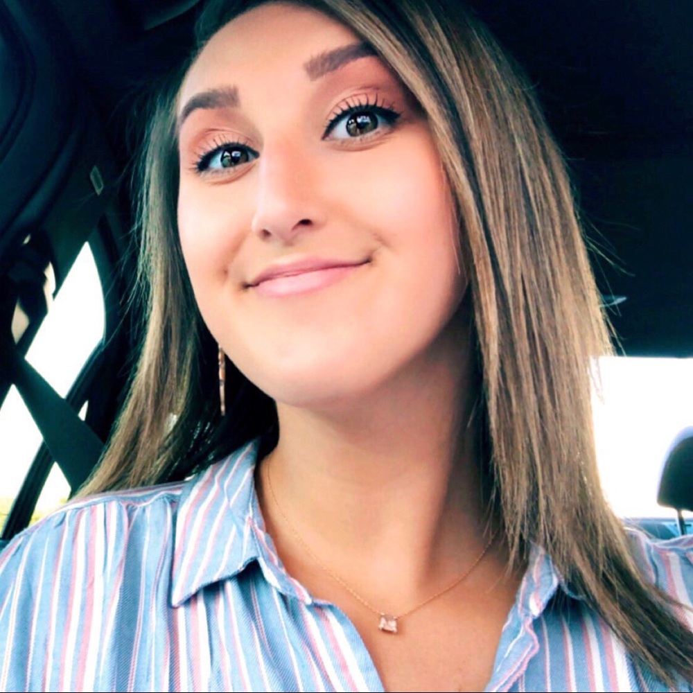 Meet your Posher, Makenzie
